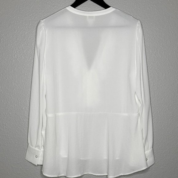 Chico's White Sheer Tunic Ruffles Around Neck Size 1 Or US M/8 - Picture 7 of 10